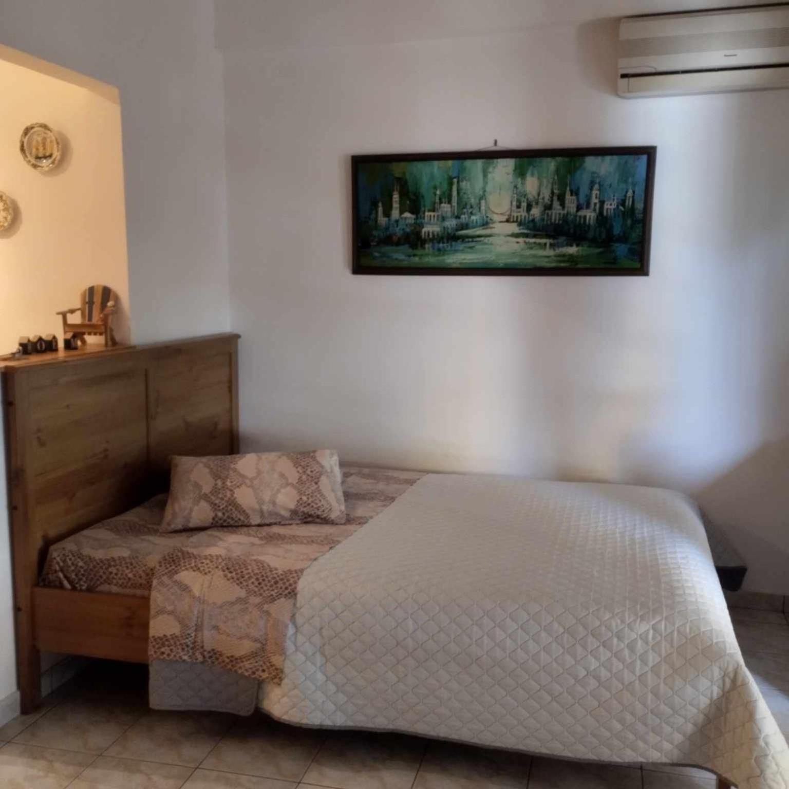Small And Cosy Appartment- Piccolina Лоутраки Экстерьер фото